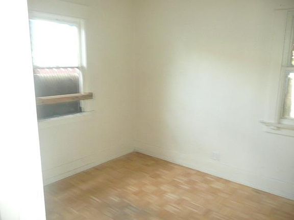 5th image of 2220 Canal Ave