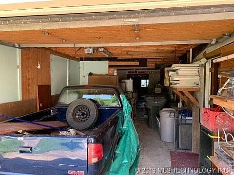 2nd image of 304 W Carter St