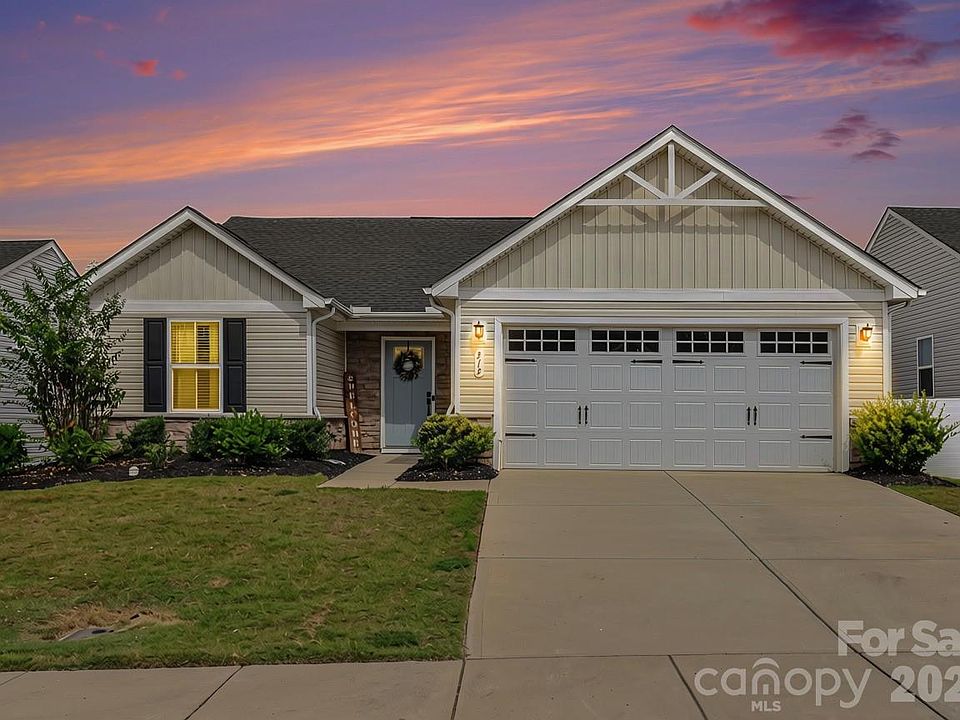 1st image of 313 Damask Dr
