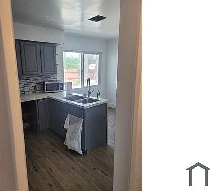 2nd image of 835 N Sage Ave