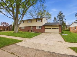 150 Littlejohn Rd, Troy, OH 45373