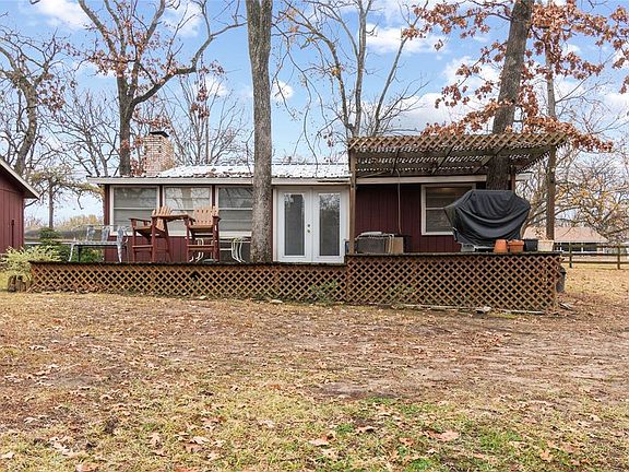2nd image of 221 Cawthon Dr