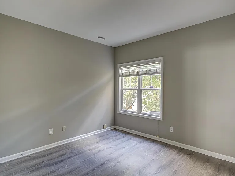 6020 Winterpointe Ln #102 — Photo 29