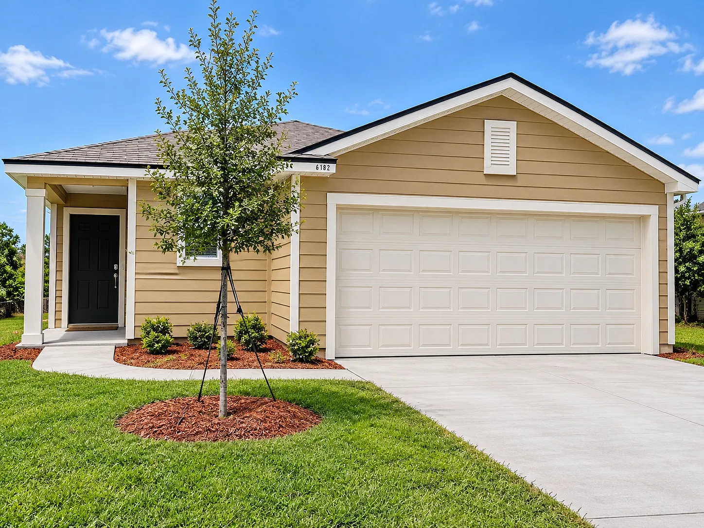 3 bed, 2000 sqft, $2,100 — Photo 1