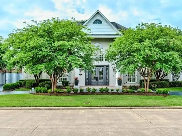 5065 Oakmont Dr, Beaumont, TX 77706