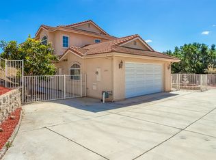 1797 Paradise St, Escondido, CA 92026