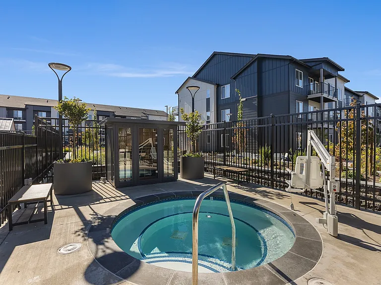 Motto Apartments — Photo 40