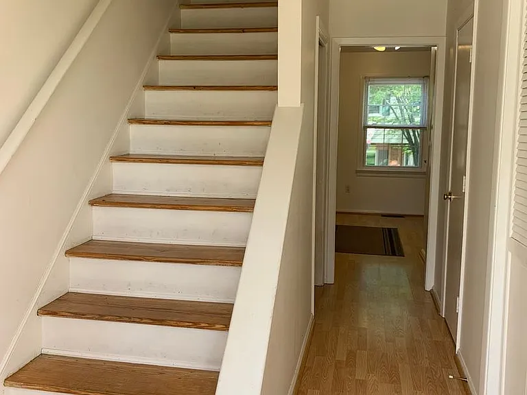 114 Southampton Ct #1 — Photo 20