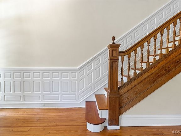 5th image of 208 N Granby St