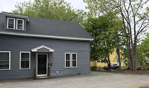 4 Elm St #B Photo 1