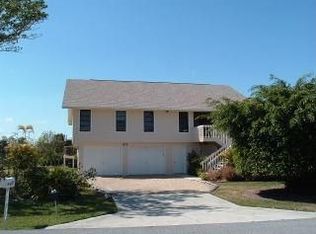675 E Rocks Dr, Sanibel, FL 33957