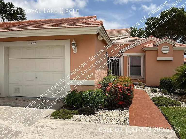 5574 Royal Lake Cir — Photo 12