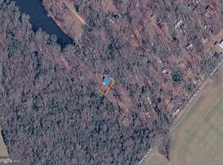 111 Skinkers Neck Rd, Rappahannock Academy, VA 22538