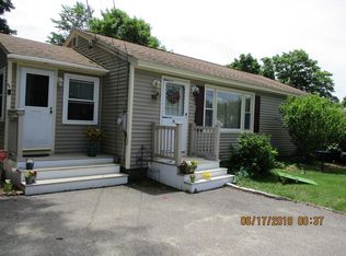 15 Lawton Ave, Fitchburg, MA 01420