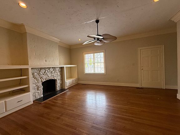 5th image of 200 Ridgeway Dr