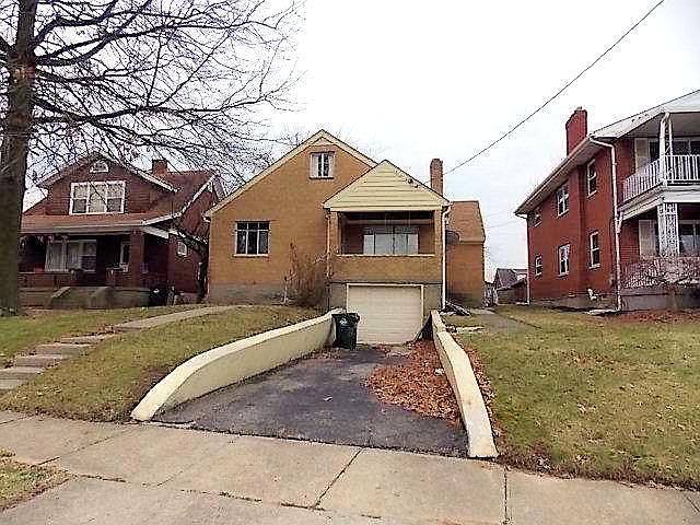 1st image of 1545 McMakin Ave