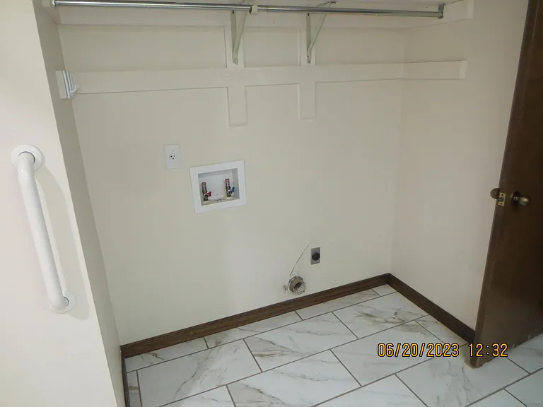 2002 Sycamore Ln — Photo 23