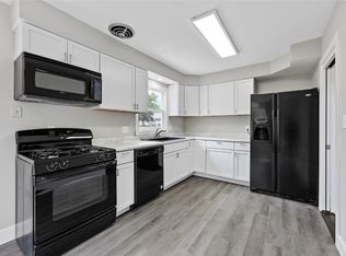 840 Blairs Ferry Rd, Marion, IA 52302