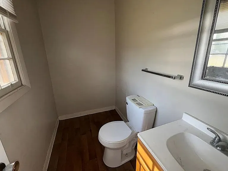 808 Glendale Ave — Photo 7