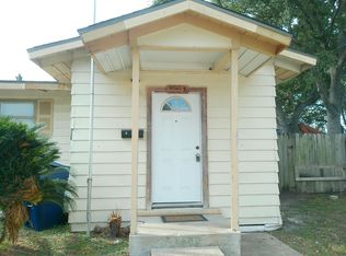 3921 Chestnut St #B, Corpus Christi, TX 78411