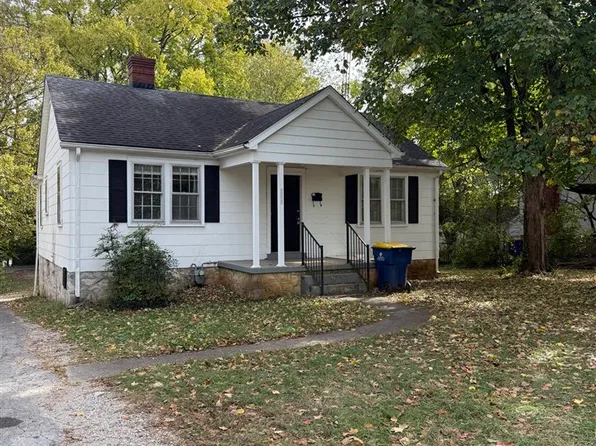 1522 Nutwood St, Bowling Green, KY 42104