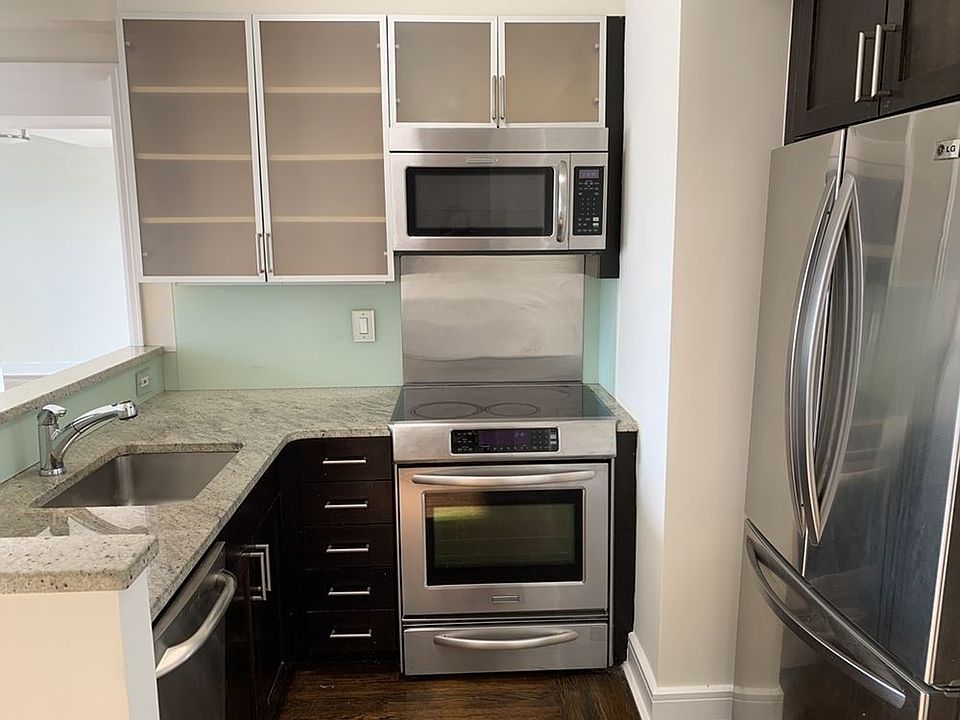 1st image of 210 W 70th St APT 912