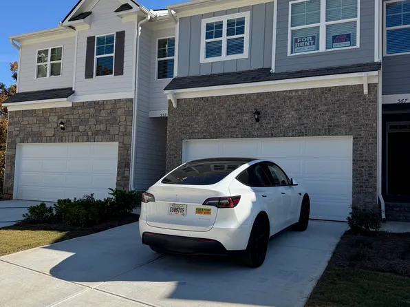 567 Stoneybrook Dr, Dahlonega, GA 30533