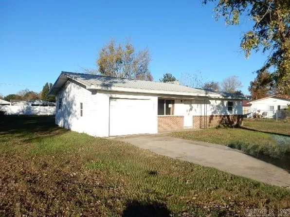 39329 Hasty Dr, Malden, MO 63863