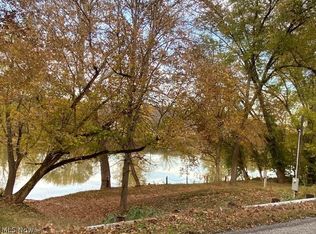 Muskingum River Rd, Lowell, OH 45744