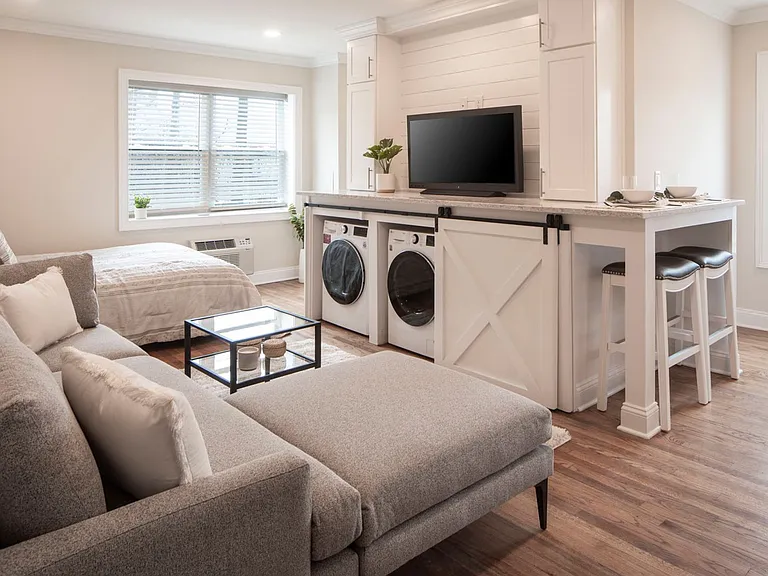 The Parkview at Polifly: In-Unit Washer & Dryer, Heat and Water Included, and Cat & Dog Friendly — Photo 14