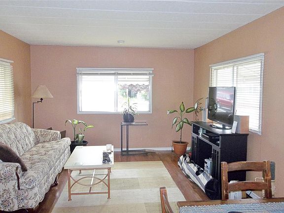 3rd image of 3591 Old Vernon Rd #103