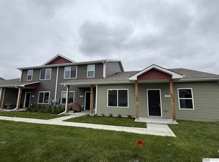2127 N Aaron Way, Fremont, NE 68025