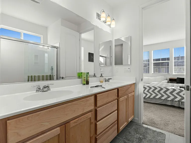 6429 Laguna Seca Ln — Photo 15