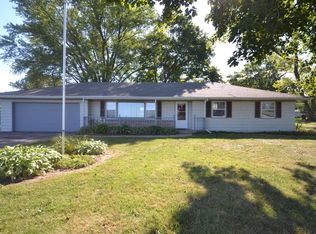 12N121 Coombs Rd, Elgin, IL 60124