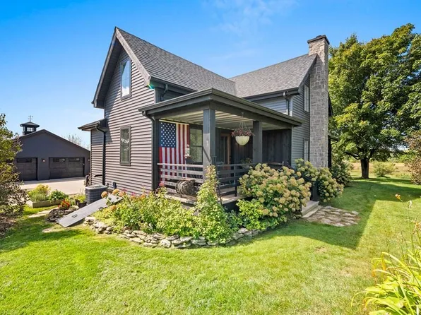 633 Isle View Rd, Ellison Bay, WI 54210