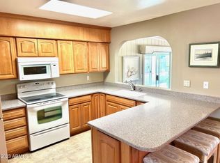 926 S Ember Cir, Mesa, AZ 85208