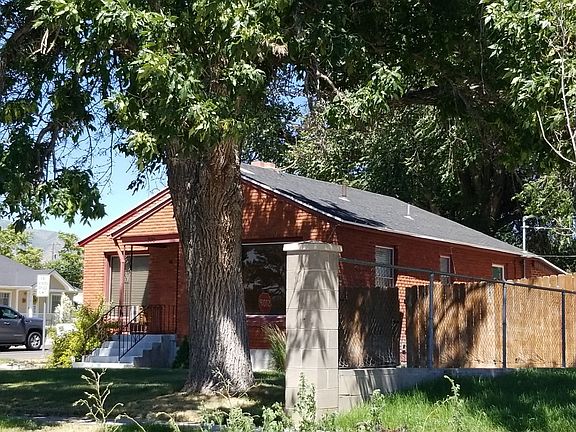 2nd image of 390N E 600th St N