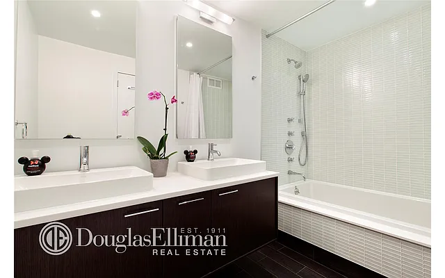 Sold by Douglas Elliman | media 14