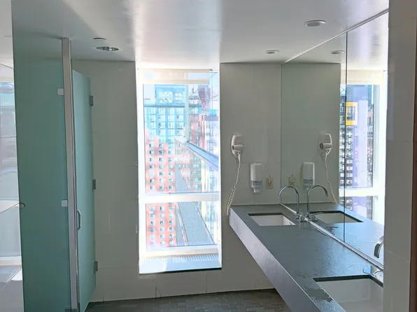 350 West 42nd Street image 23 of 33