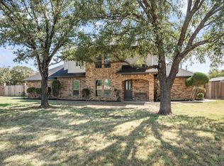 2720 N Hill Ter, Cleburne, TX 76031