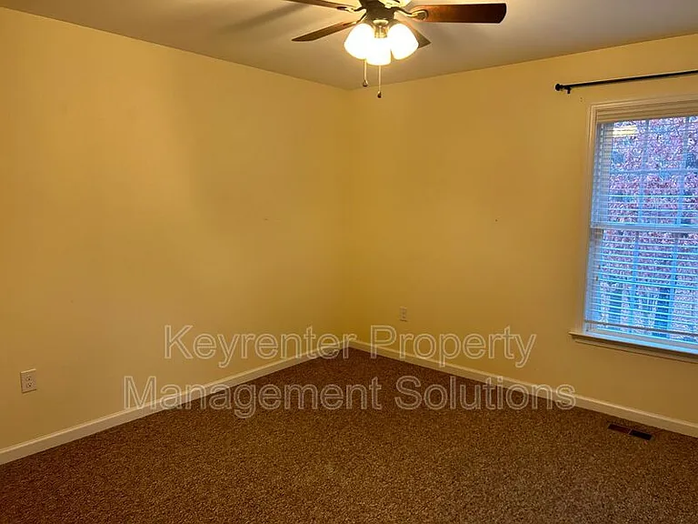 107 Oakstone Run — Photo 29