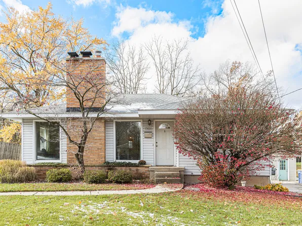 1305 Carlton Ave NE, Grand Rapids, MI 49505