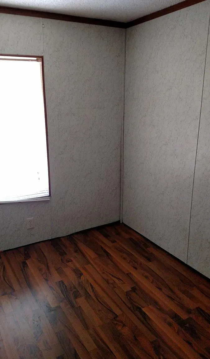 3 bed, 1216 sqft, $950 — Photo 4