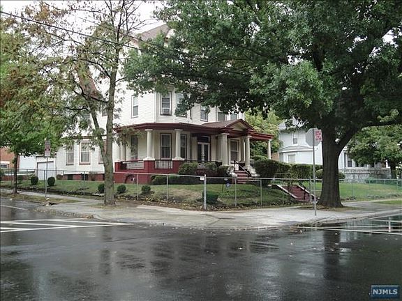 4th image of 63-69 Shanley Ave