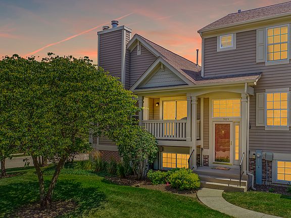 3rd image of 903 Manchester Cir Unit 903