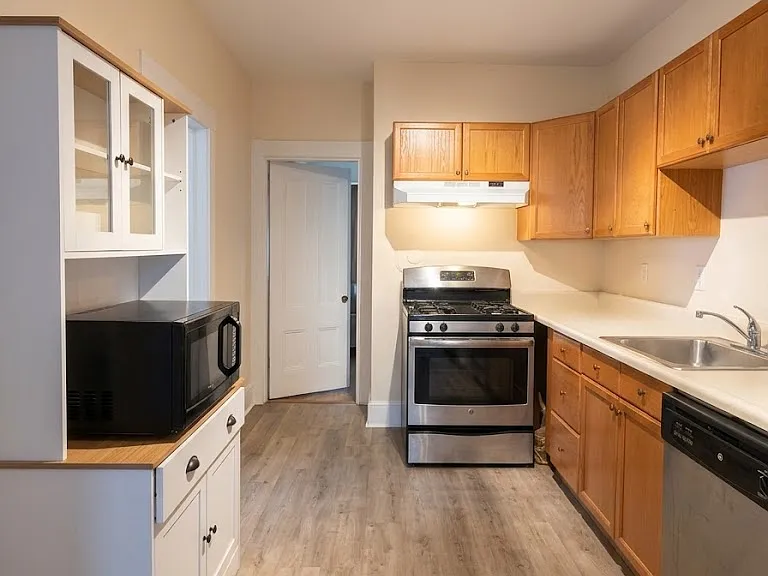 72 Gore St #2 — Photo 4