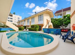 134 Salamanca Ave #3B, Miami, FL 33134