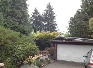 10408 12th Ave NE, Seattle, WA 98125