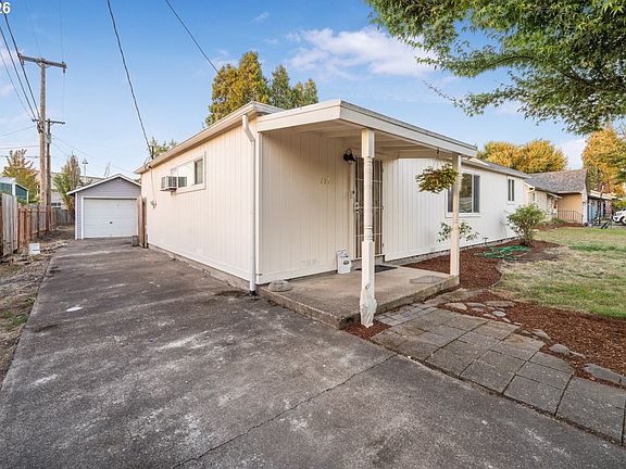 2nd image of 2324 Dubens Ln