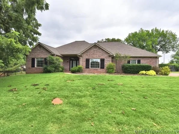 7733 E 104th St S, Tulsa, OK 74133
